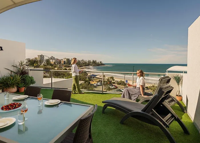 Top Floor Unit With Private Rooftop Terrace